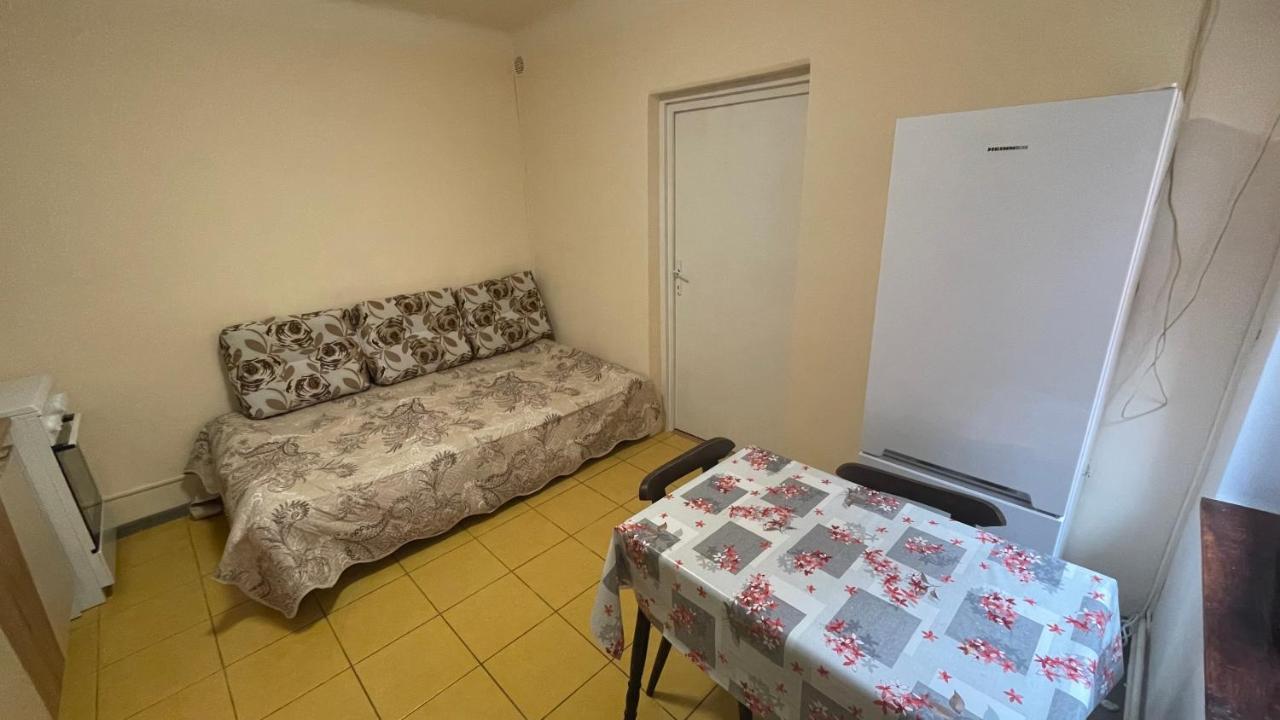 Apartament In Centrul Brasovului Extérieur photo