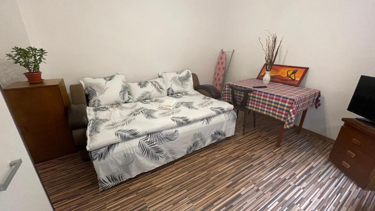 Apartament In Centrul Brasovului Extérieur photo